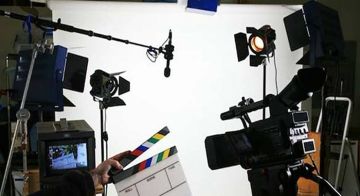 بعد تعرضها لإصابة بليغة فنانة قديرة تخضع لعملية جراحية عاجلة وهذا وضعها الصحي