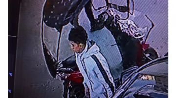 صدم سيدة وفر قوى الأمن تعمم صورة سائق دراجة