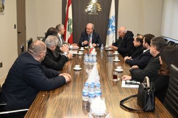 جابر استقبل سفير قطر ورؤساء نقابات المهن الحرة وبحث مع نرش في تفعيل وإدارة اليانصيب