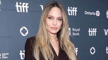 أنجلينا جولي تخطط لمغادرة أمريكا بحثا عن الخصوصية والأمان