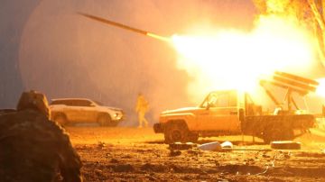 الجيش السوري يعلن السيطرة على مطار الطبقة العسكري