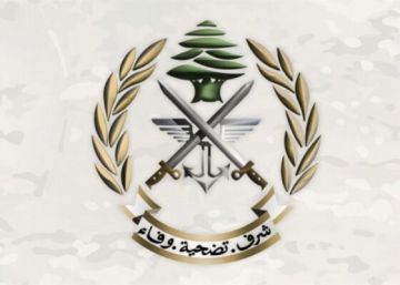 النشرة: الجيش دهم منازل مطلوبين في بلدة بريتال على خلفية سرقة سيارة من مدينة صيدا النشرة: الجيش دهم منازل مطلوبين في بلدة بريتال على خلفية سرقة سيارة من مدينة صيدا