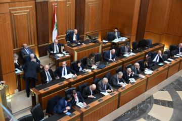 NBN: بري يطلب من رئيس الحكومة ووزير المال الاجتماع مجددا مع العسكريين قبل ادراج الصيغة النهائية لزيادة الرواتب NBN: بري يطلب من رئيس الحكومة ووزير المال الاجتماع مجددا مع العسكريين قبل ادراج الصيغة النهائية لزيادة الرواتب