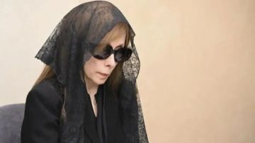 السيدة فيروز تتقبل التعازي بنجلها هلي في المحيدثة - بكفيا