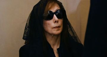 بالصورة إلى إبني الحبيب السيدة فيروز تودع ابنها هلي