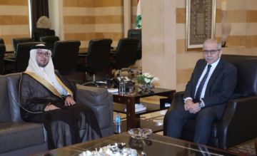 سلام عرض مع البخاري مختلف التطورات السياسية الراهنة على الساحتين اللبنانية والإقليمية