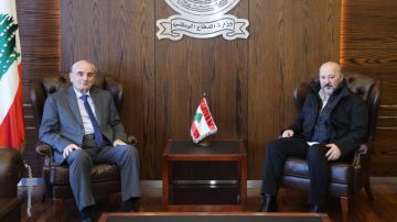 منسى بحث مع الرياشي في المستجدات... والتقى مكاري ومجيد أرسلان