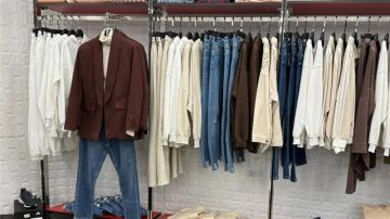 ال SALE مكسر الدنيا في Agate Center!