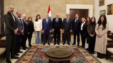 الرئيس عون لوفد جمعية Rethinking Lebanon: لبنان بلد غني بثروته البشرية