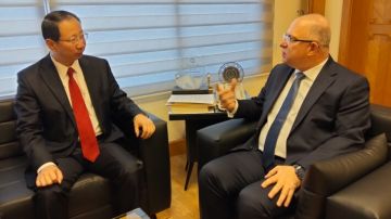 حيدر بحث مع سفير الصين بالمساعدات التي يمكن أن تقدمها بلاده للبنان بسبيل إعادة الإعمار