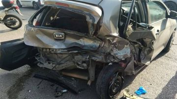 بالصور: حادث مروع بين عدد من السيارات... وسقوط جرحى!