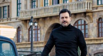 العد العكسي بدأ.. الكشف عن بوستر المسلسل الرمضاني المنتظر مولانا لتيم حسن