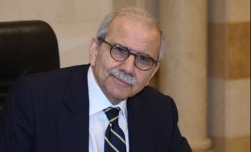 سلام وصل إلى باريس على أن ينتقل لاحقا إلى قصر الأليزيه سلام وصل إلى باريس على أن ينتقل لاحقا إلى قصر الأليزيه