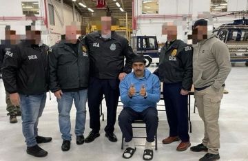 أول رسالة من مادورو بعد اعتقاله أول رسالة من مادورو بعد اعتقاله