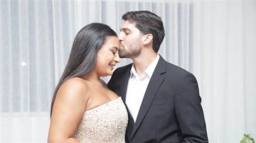 بالصور من أبيدجان: خطوبة الشاب حمزة فرحات على الآنسة إيفانا ياسين