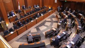 مسرحية الموازنة: نقاشات ومزايدات تحت قبة البرلمان والمحصلة ادارة الانهيار