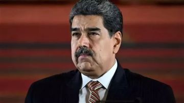 بالصورة وهو مكبل.. مادورو في مقر إدارة مكافحة المخدرات الأميركية