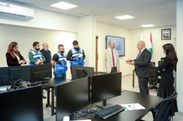 المدير العام للدفاع المدني استقبل وفدا من فريق طوارئ الصحة النفسية المدير العام للدفاع المدني استقبل وفدا من فريق طوارئ الصحة النفسية