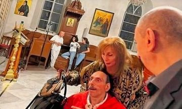 بالصورة- فيروز تنعى نجلها الأصغر هلي!