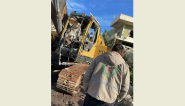 استهداف جرافة في محيط حي أبو اللبن في عيتا الشعب فجرا