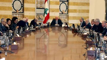 الموقف الموحد وهاجس الترويكا... هذا ما كان يفضله عون