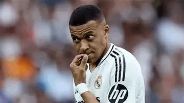 ليس جاهزاً... مبابي لن يلعب مع 