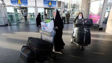 مع تصاعد الاحتجاجات.. تحذيرات دولية من السفر إلى إيران مع تصاعد الاحتجاجات.. تحذيرات دولية من السفر إلى إيران