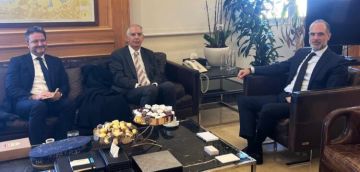 رسامني بحث مع سفير فرنسا بتعزيز التعاون الثنائي واستقبل حبيب ووفدا من إدارة مرفأ بيروت رسامني بحث مع سفير فرنسا بتعزيز التعاون الثنائي واستقبل حبيب ووفدا من إدارة مرفأ بيروت