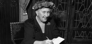 لغز الـ 11 يوما.. كيف تحولت أغاثا كريستي إلى بطلة جريمة غامضة؟