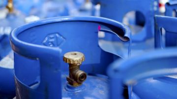 نقابة عاملي وموزعي الغاز: نحذر من انقطاع الغاز في الأسواق نتيجة قرار تنظيم آلية إعطاء التصاريح الخاصة بصهاريج نقل الغاز