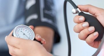 ارتفاع ضغط الدم في الشتاء.. نصائح للوقاية والمتابعة