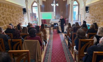 المعهد الفني الأنطوني نظم محاضرة حول هندسة الأيقونات ألقاها الأب سامي الحلاق اليسوعي