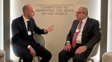 سلام بحث مع بارو بتطورات الأوضاع الإقليمية والتحضيرات لمؤتمر دعم الجيش وقانون الفجوة المالية