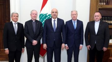 سلسلة لقاءات للرئيس عون... وهذا ما بحثه مع رجي وجابر سلسلة لقاءات للرئيس عون... وهذا ما بحثه مع رجي وجابر