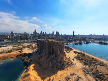 أهالي ضحايا 4 آب يصعدون... أهالي ضحايا 4 آب يصعدون...