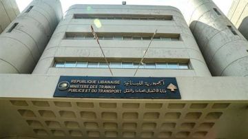 مع العاصفة والأمطار الغزيرة دعوة من وزارة الأشغال لعدم رمي النفايات