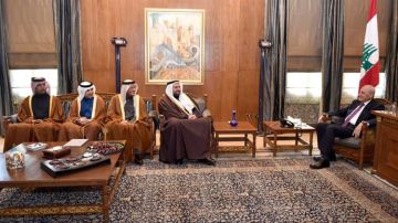 بري عرض مع الخليفي للأوضاع محليا واقليميا وحمله شكر لبنان لدولة قطر لدعمها الدائم واستقبل نقيب المحامين وزوارا