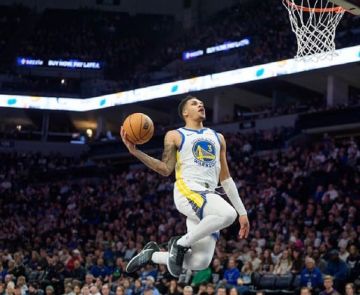 وريورز يهزم تمبرولفز في أجواء حزينة في منيابوليس