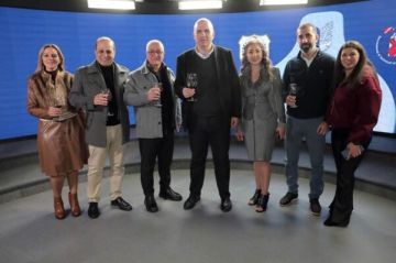 لحود رعى تجربة نبيذ لبنانية تحت الماء: النبيذ اللبناني فرض نفسه في الأسواق المحلية والخارجية