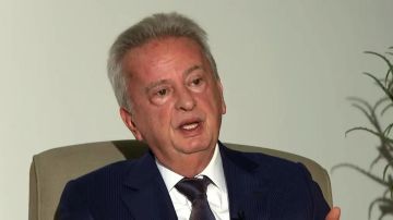 بالفيديو: مذكرة جديدة بإلقاء القبض على رياض سلامة