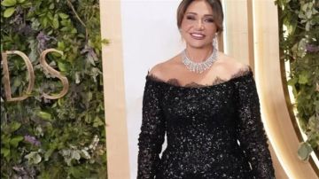 حين يتكلم الأسود: ليلى علوي عنوان الأناقة في Joy Awards