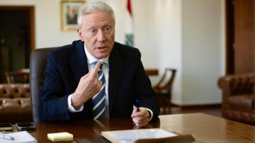 رجي لنعيم قاسم: السلاح لا يحميكم... وهذا ما طلبه من عراقجي! رجي لنعيم قاسم: السلاح لا يحميكم... وهذا ما طلبه من عراقجي!