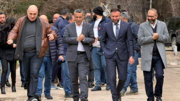 هاني: البحث العلمي يشكل الركيزة المحورية لتطوير الزراعة هاني: البحث العلمي يشكل الركيزة المحورية لتطوير الزراعة