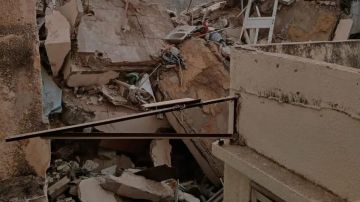 الدفاع المدني: انهيار المبنى في ضهر المغر بعد اخلائه ولا إصابات