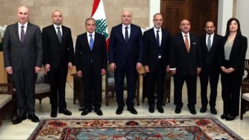 رئيس الجمهورية شدد خلال استقباله رئيس الوزراء الاردني على اهمية وحدة الموقف العربي في مواجهة التحديات الراهنة حسان: نؤكد دعم امن لبنان واستقراره