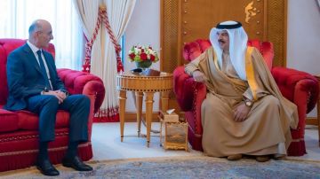 ملك البحرين استقبل الحجار مؤكدا دعم المملكة لأمن لبنان واستقراره