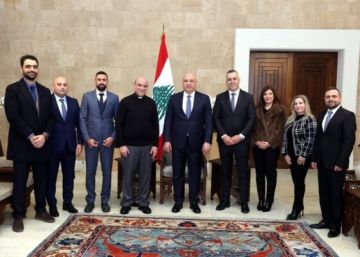 الرئيس عون استقبل الرئيس الجديد لجامعة القديس يوسف وأكد ضرورة بقاء لبنان مركزا رائدا للتعليم العالي الرئيس عون استقبل الرئيس الجديد لجامعة القديس يوسف وأكد ضرورة بقاء لبنان مركزا رائدا للتعليم العالي