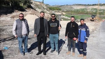 بلدية برج الشمالي تزيل النفايات العشوائية وتوسع طريق برج الشمالي طيردبا وتغرس الأشجار