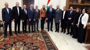 الرئيس عون استقبل وفدين من نقابة موظفي المواصلات السلكية واللاسلكية وإتحاد النقابات الزراعية