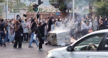 احتجاجات في أكثر من 40 مدينة إيرانية وسط تصاعد العنف والمواجهات